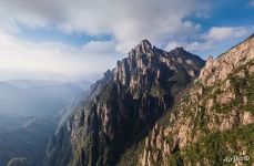 Среди гор Гранд Каньона Среди гор Гранд Каньона